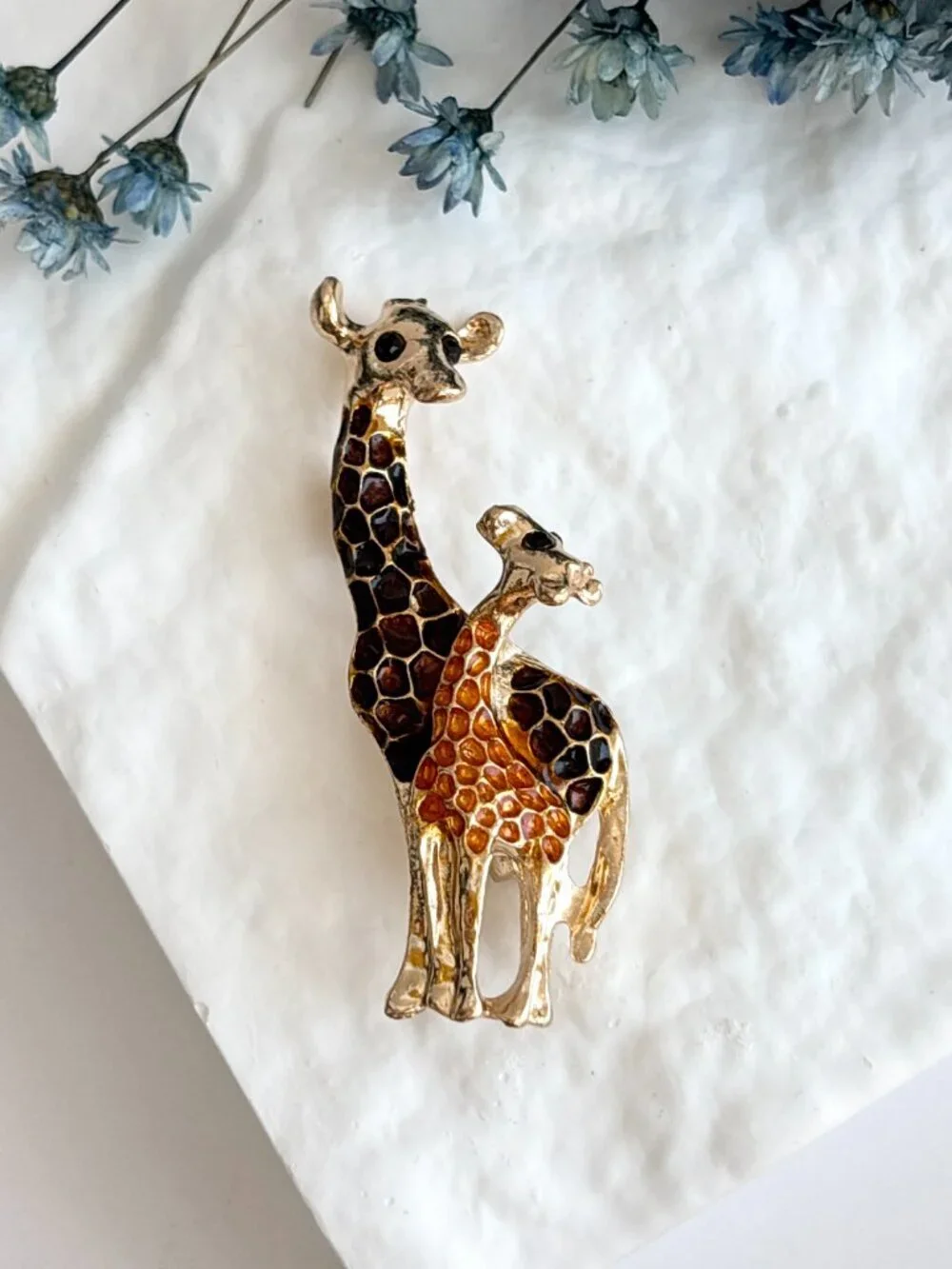 Giraffe Figural Mom & Baby Animal Enameled Gold Toned Vintage Insp Brooch Pin